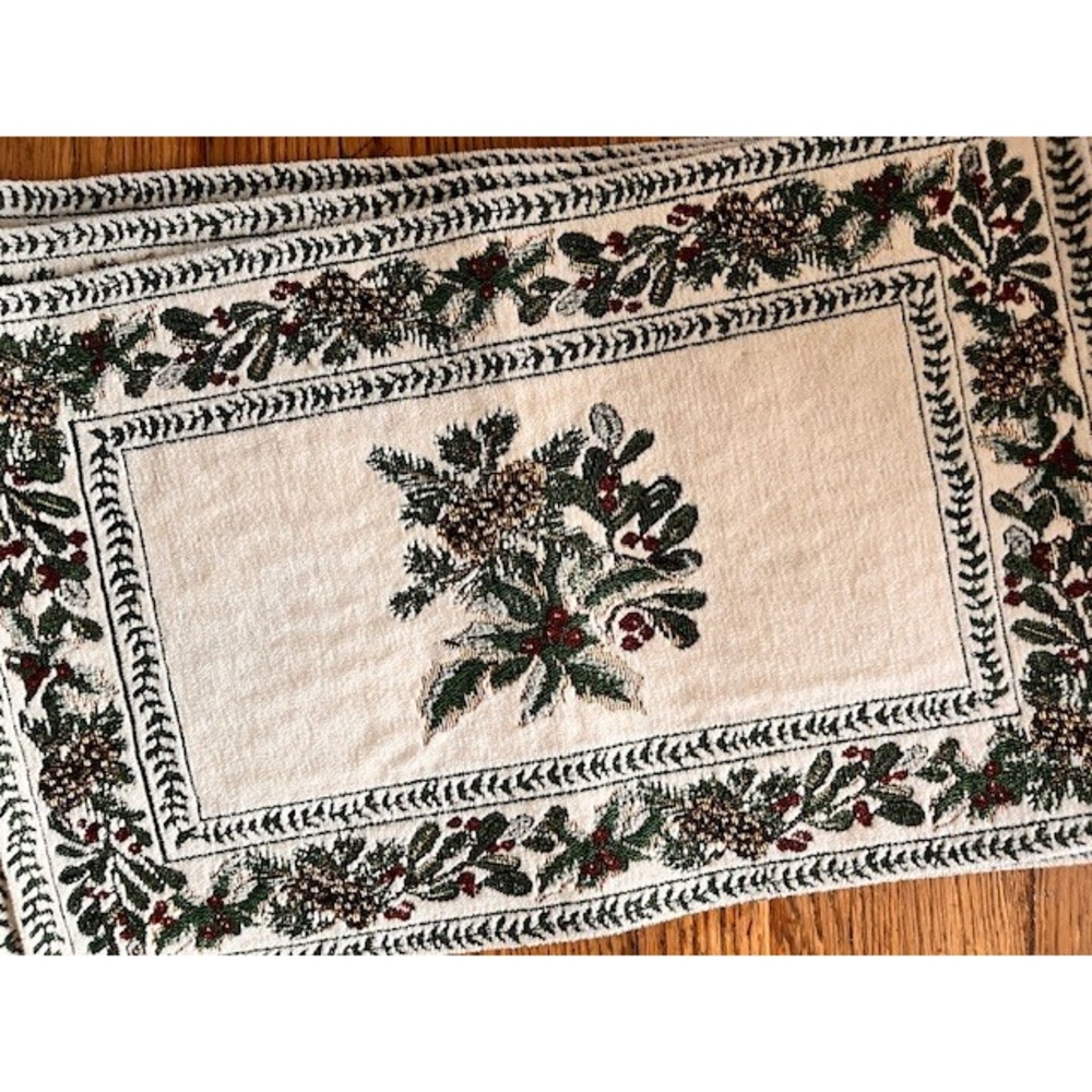 Set of 5 Christmas Holidays Placemats - Picture 3 of 3